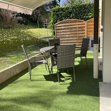 Confidentiel Standing-climatise-parking & Terrasse Prive - Port De Plaisance Lägenhet